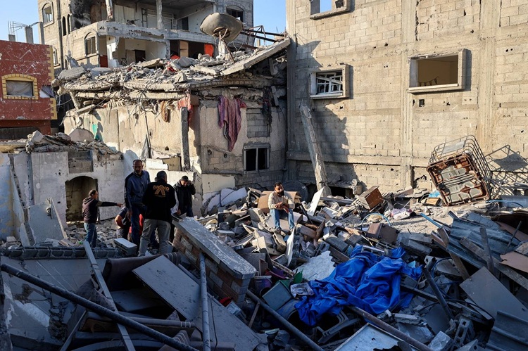 ���� �� ����:  ������� ������ ������� �������� ��� ������