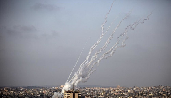 المقاومة الفلسطينية ترد على العدوان الإسرائيلي على قطاع غزة